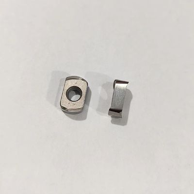 ราคาดี K40 Garde ทางเลือกเคลือบ PVD/CVD สำหรับเม็ดมีดกัดคาร์ไบด์แนวตั้งสำหรับการแปรรูปเหล็ก ออนไลน์